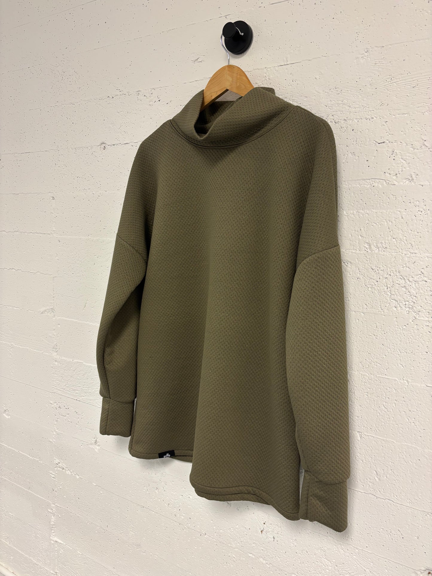 The Netta | olive