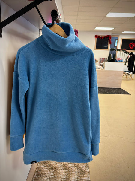 Fleece Pullover | sky blue