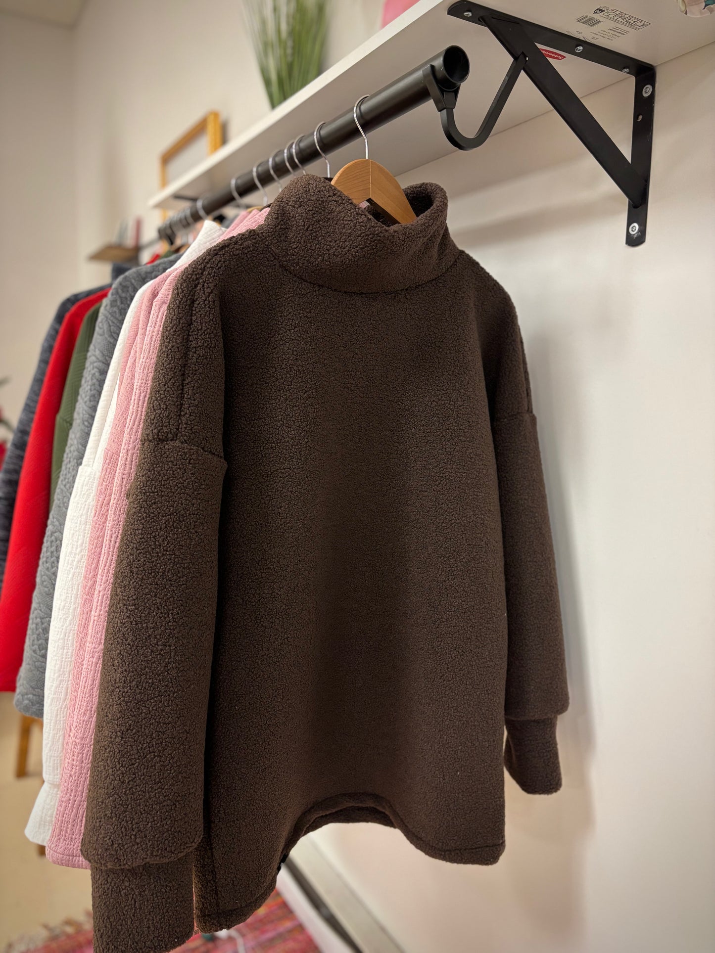 Teddy Fleece Pullover | Brown