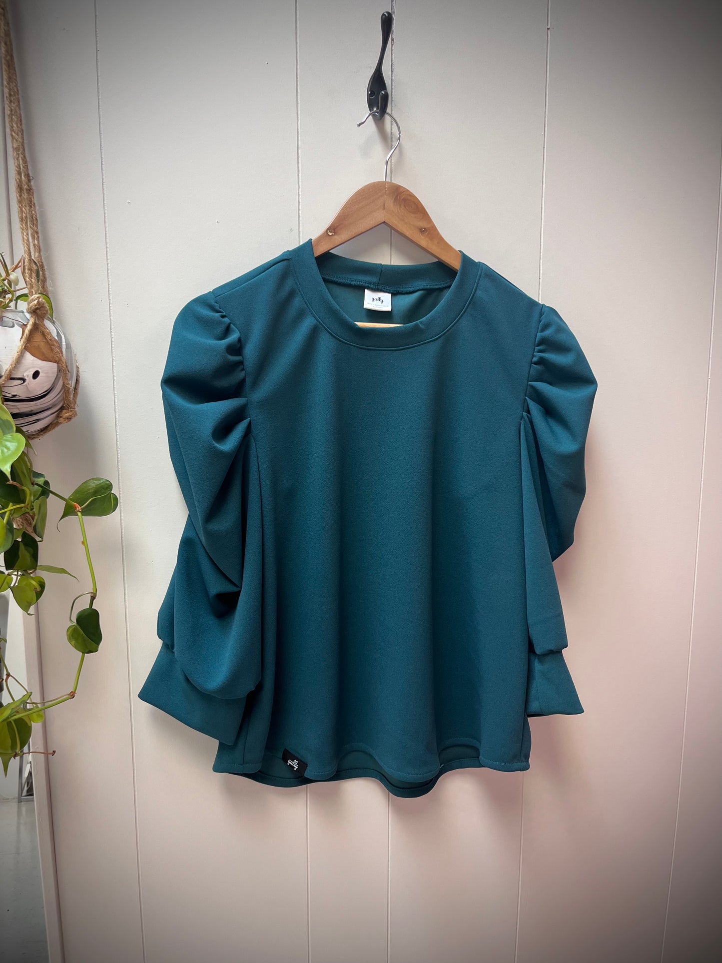 The Nicole Top | Peacock